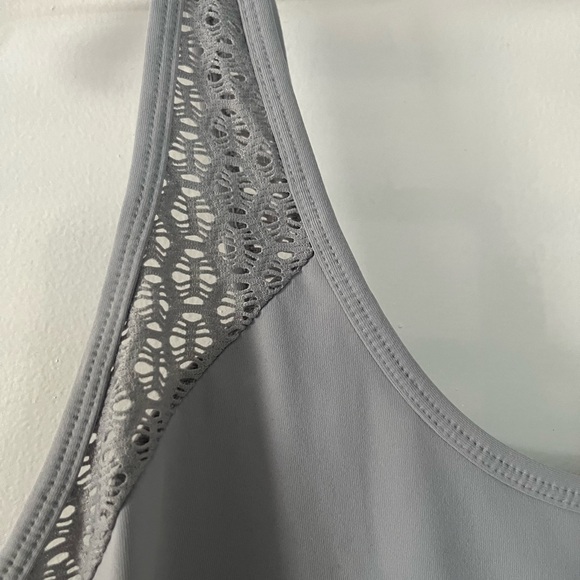 Fabletics tank - Picture 2 of 7